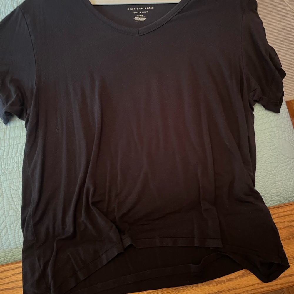 American Eagle Outfitters Women's Classic Black Tee